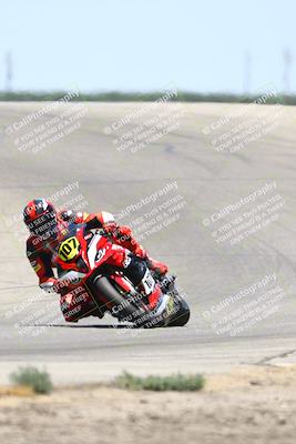 media/Jun-29-2025-CRA (Sun) [[5f812e372d]]/Race Photos/Race 8/